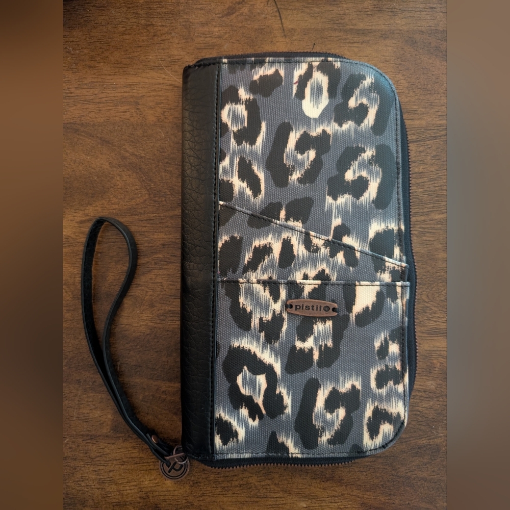 Pistil New W/O Tags Black Leopard Print Wallet/Wristlet